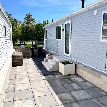 Mobilheim 2 Seehund شقة